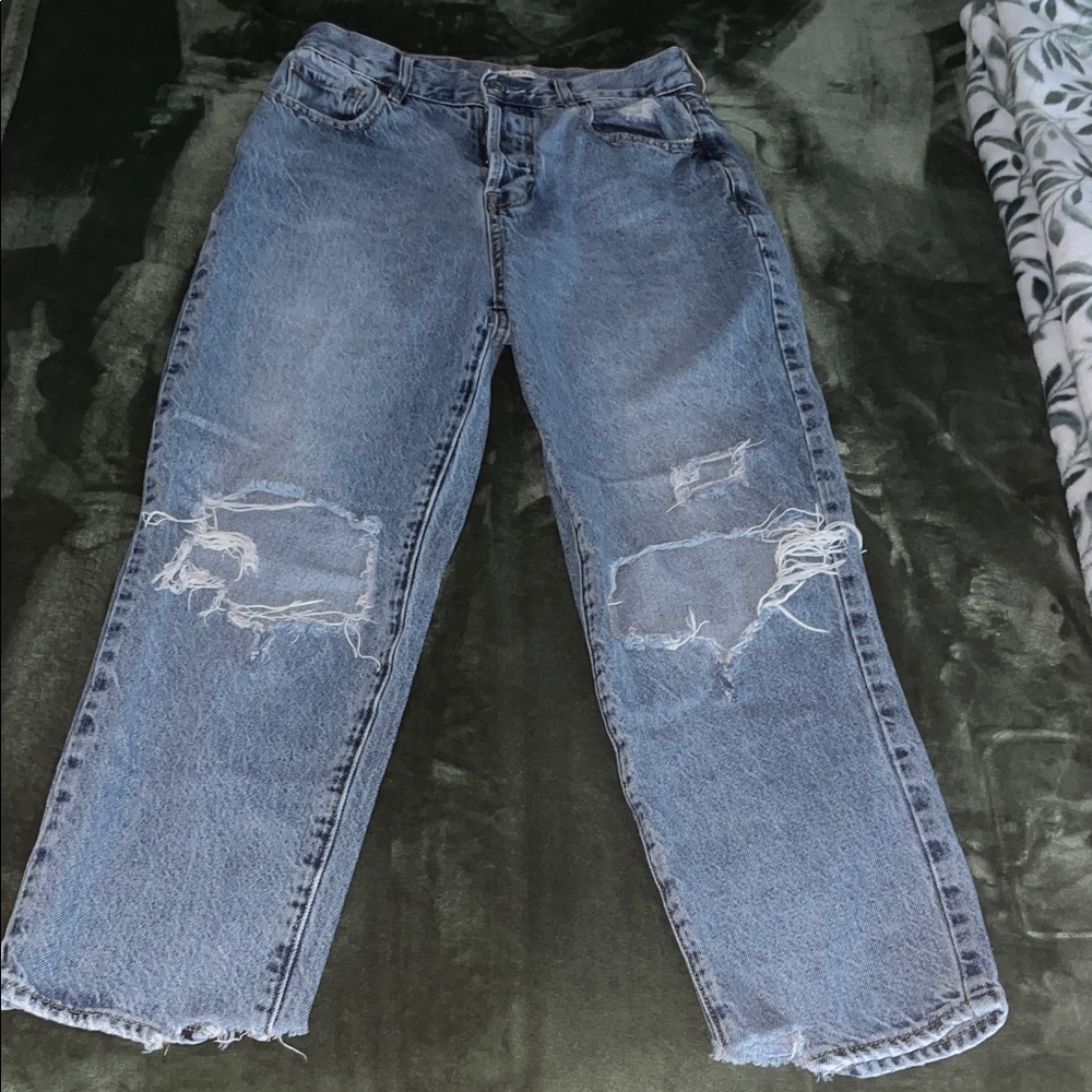 Distressed High Rise Straight Jeans